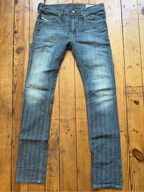 Diesel Thanaz Slim-Skinny Men's Blue Wash W28 L32 Made in Tunisia